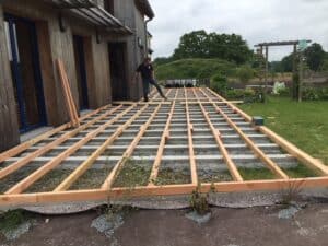 préparation plancher terrasse bois Douglas - Mayenne - Laval