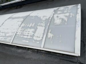 Skydome abîmé par environnement soleil laval