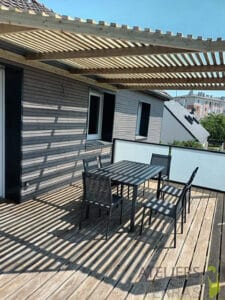 Pergola sur mesure posée sur terrasse - Pergola bois - Mayenne - Laval