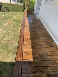 allée en bois et terrasse bois nettoyée, dégrisée - Mayenne