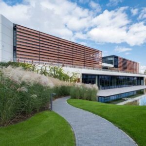 brise soleil batiment bureau Mayenne