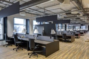 bureau design et espace de travail ouvert - mayenne