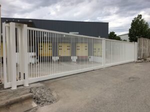 portail pour accès logistique Mayenne