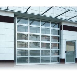 porte de garage ou d'industrie vitrée pour accès Mayenne