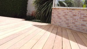 Terrasse cumaru Mayenne