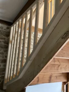 Main courante bois à Mayenne