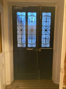 Porte en bois fabriquée Mayenne