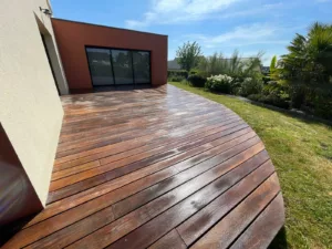 terrasse bois nettoyée propre Mayenne La baule